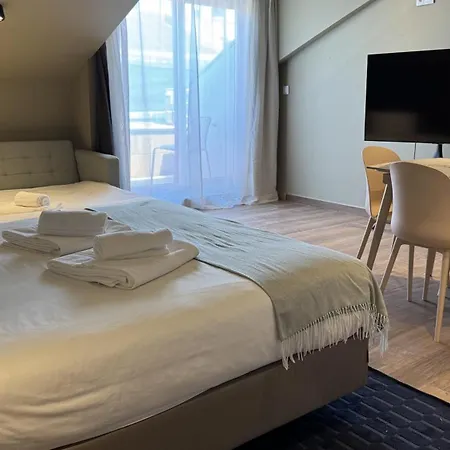 The Crow Hotel Lisbon